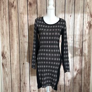 Threads 4 Thought Organic Tunic Black/Grey Small